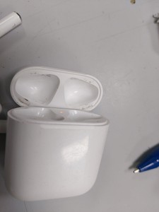 Б/в Навушники Apple airpods 2nd generation a1602, a2031, a2032 01-201118189
