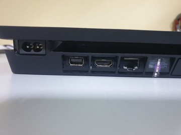 Б/в Ігрова приставка Sony playstation 4 slim 500gb 01-201143087