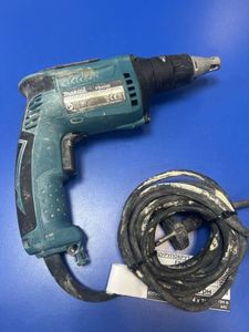 01-200446268: Makita fs4000