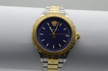 01-200510719: Versace v12