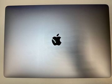 01-200528403: Apple macbook pro екр. 15.4/ core i7 2,9ghz/ ram16gb/ ssd512gb/ amd pro560 4gb/touch bar