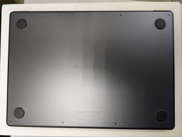 01-200612713: Apple macbook pro 14" late 2023