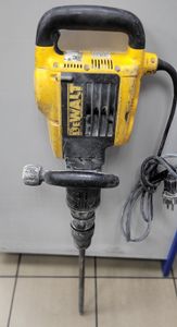 01-200592533: Dewalt d25899k