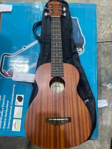 01-200746499: Ibanez ukc10