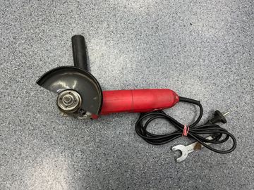 Б/у Угловая шлифмашина Expert s1m-gw20-125 01-200772924