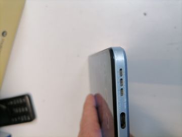 01-200789617: Motorola moto g84 12/256gb