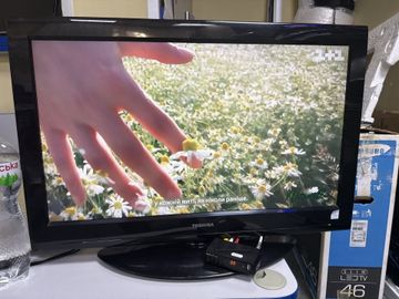 01-200790068: Toshiba 32lv833