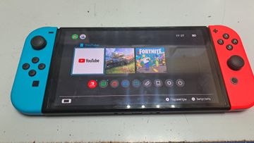 01-200790322: Nintendo switch oled