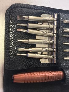 Б/в Набір для ремонту мобільних телефонів 25 предметів 16-000235968