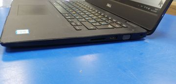 Б/в Ноутбук Dell 15/core i5 8365u ddr4/4gb ddr4/hdd *відсутній/ssd 128 gb/*інтегрована 01-200805230