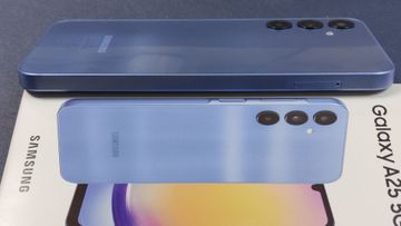 Б/в Мобільний телефон Samsung galaxy a25 5g 6/128gb 01-200808929