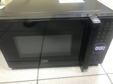 Б/в Мікрохвильова піч Beko mgc20130bb 01-200809799