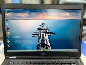 Б/в Ноутбук Dell 14/core i5 8400h ddr4/8gb ddr4/hdd *відсутній/ssd 256 gb/geforce mx130 2gb 01-200808221