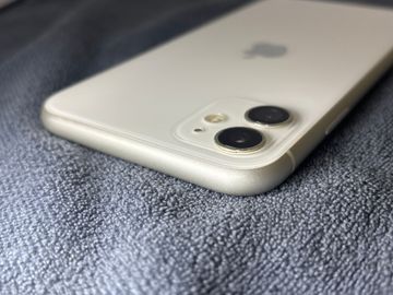 Б/в Мобільний телефон Apple iphone 11 64gb 01-200853522