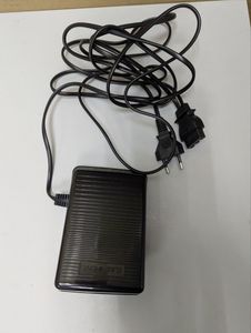 Б/в Швейна машина Singer studio 21s 01-200868015