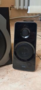 Б/у Мультимедийная акустика Trust tytan 2.1 01-200883221