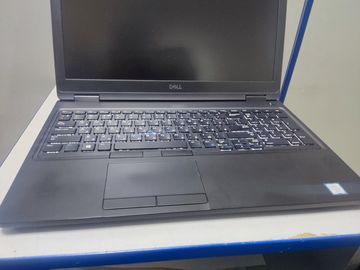 Б/у Ноутбук Dell 15/core i5 8350u ddr4/16gb ddr4/ssd 256 gb/*інтегрована 01-200892166