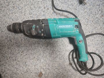 Б/в Перфоратор Grand пэ-1300 01-200897261