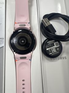 Б/у Смарт-часы Samsung galaxy watch fe 01-200901433