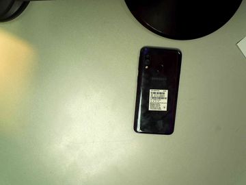 Б/у Мобільний телефон Samsung galaxy a40 2019 sm-a405 4/64gb 01-200904301