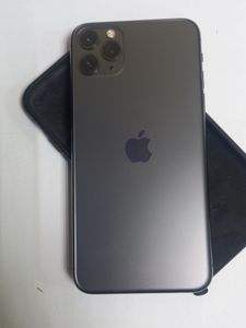 Б/в Мобільний телефон Apple iphone 11 pro max 512gb 01-200910262