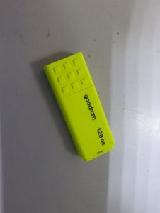 Б/у Флеш-накопитель usb Goodram 128gb 01-200912415