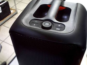 Б/в Акустика Jbl partybox encore essential 2 01-200912918