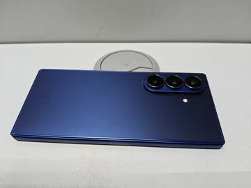 Б/в Мобільний телефон Samsung galaxy fold7 16/1tb 01-200918672