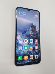 Б/в Мобільний телефон Xiaomi mi 9 se 6/128gb 01-200941759