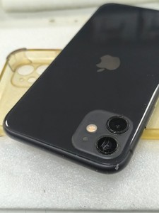 Б/в Мобільний телефон Apple iphone 11 64gb 01-200915029