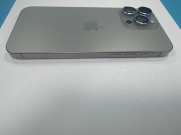 Б/в Мобільний телефон Apple iphone 15 pro max 256gb esim 01-200973397