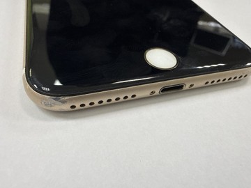 Б/в Мобільний телефон Apple iphone 7 plus 32gb 01-200978927