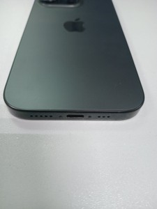 Б/в Мобільний телефон Apple iphone 16 pro 256gb 01-200988898