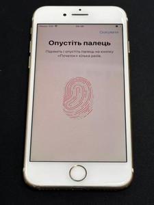 Б/в Мобільний телефон Apple iphone 7 32gb 01-200993326