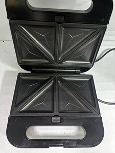Б/в Вафельниця Holmer hcg-03sm 01-201002057