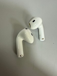 Б/в Навушники Apple airpods 4 01-201013551