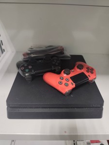 Б/в Ігрова приставка Sony playstation 4 slim 1tb / 2 контролери 01-201023902