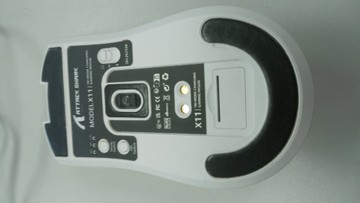 Б/у Мышь Attack Shark x11 wireless gaming mouse with charging dock 01-201035399