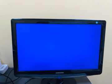 Б/в Монітор Samsung b2430l 01-201087038
