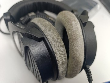 Б/у Навушники Beyerdynamic dt 990 pro lb 250 om 01-201142197