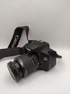 Б/в Фотоапарат Canon eos 600d + ef-s 18-55mm 1:3.5-5.6 is iii 01-201152492
