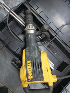 Б/в Відбійний молот Dewalt d25899qs 01-201158479
