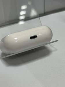 01-200606140: Apple airpods pro