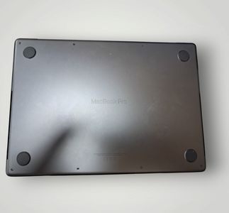 01-200582352: Apple macbook pro 14" late 2024