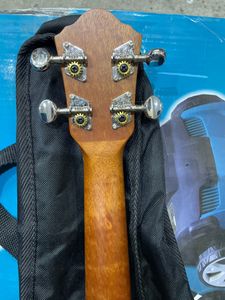 01-200746499: Ibanez ukc10