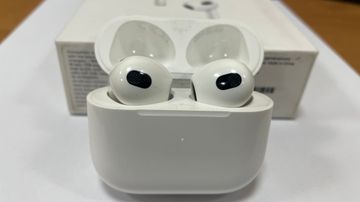 01-200631490: Apple airpods 3rd generation