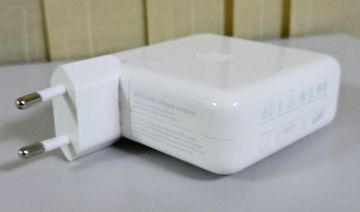 01-200782290: Apple macbook pro a2338 13.3 m2 10-gpu/ ram8gb / ssd256gb/ retina/ touchbar