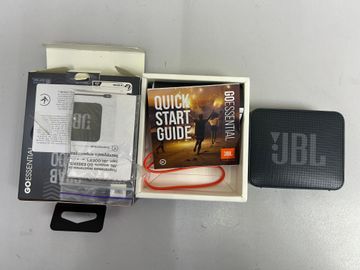 01-200790773: Jbl go essential