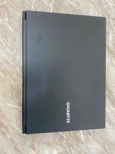 Б/в Ноутбук Gigabyte 15/core i7-13620h ddr5/16gb ddr3/ssd 512 gb/geforce rtx4050 6gb 01-200801468