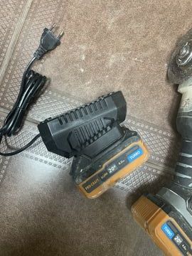 Б/у Угловая шлифмашина Procraft ag125a + 1акб + зп 01-200804372